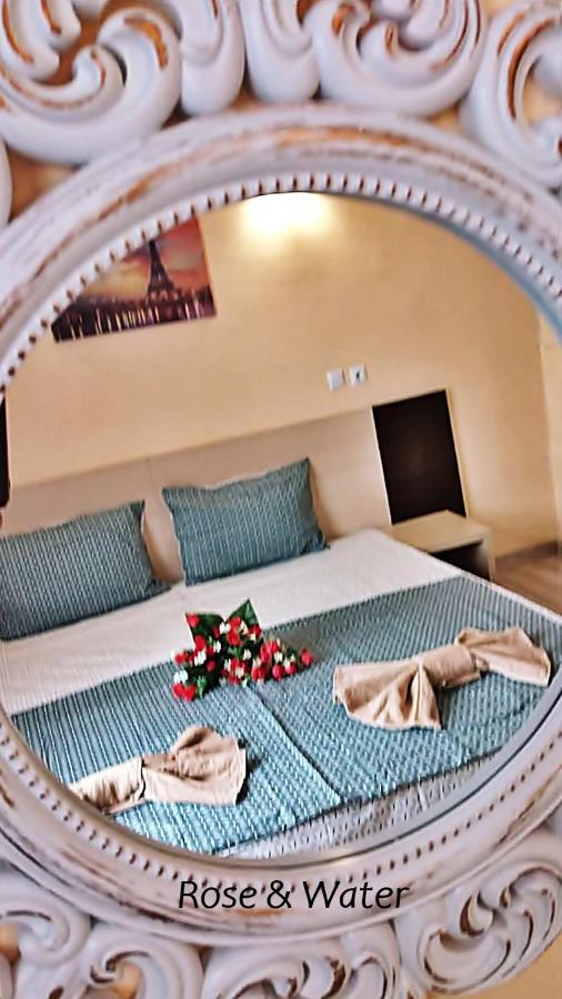 Rose & Water Guest House Pavel Banea Exterior foto