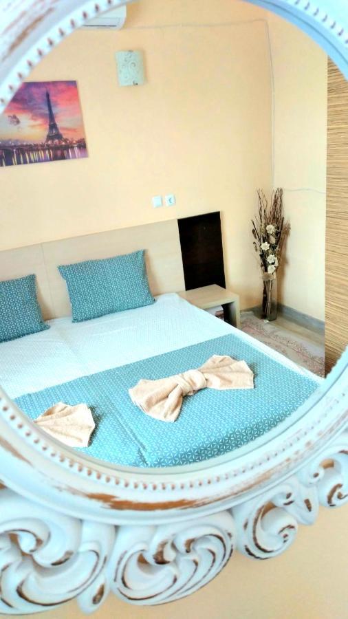 Rose & Water Guest House Pavel Banea Exterior foto