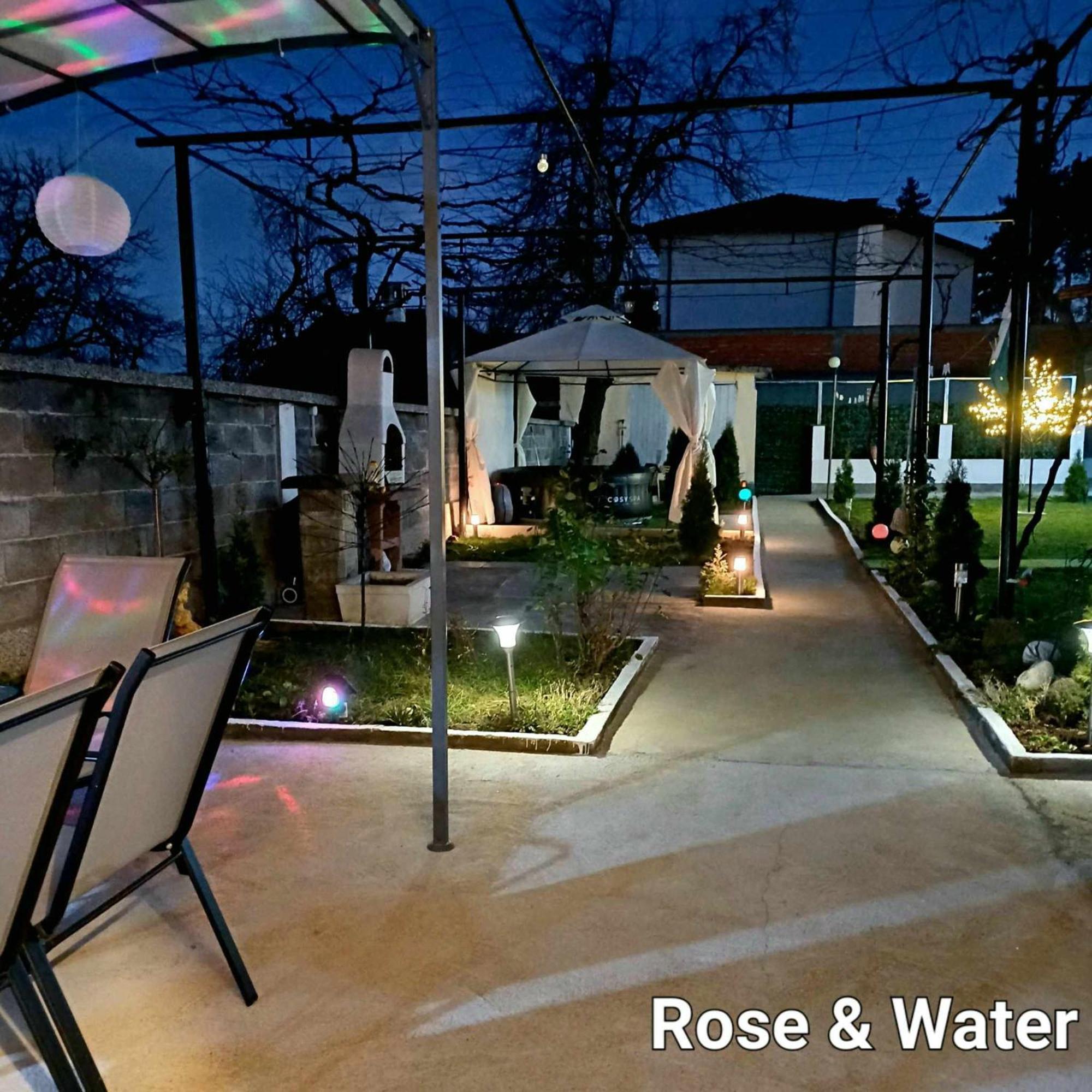 Rose & Water Guest House Pavel Banea Exterior foto
